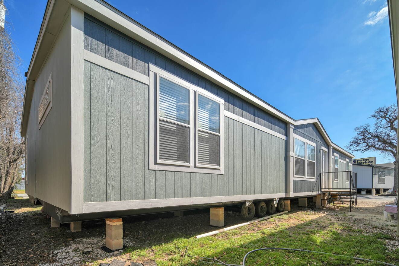 Valu premier 32643g exterior and elevation home features