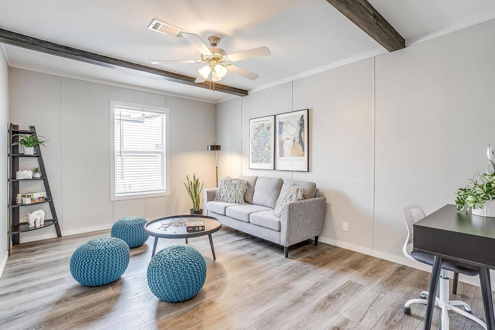 Nm3252h interior home features