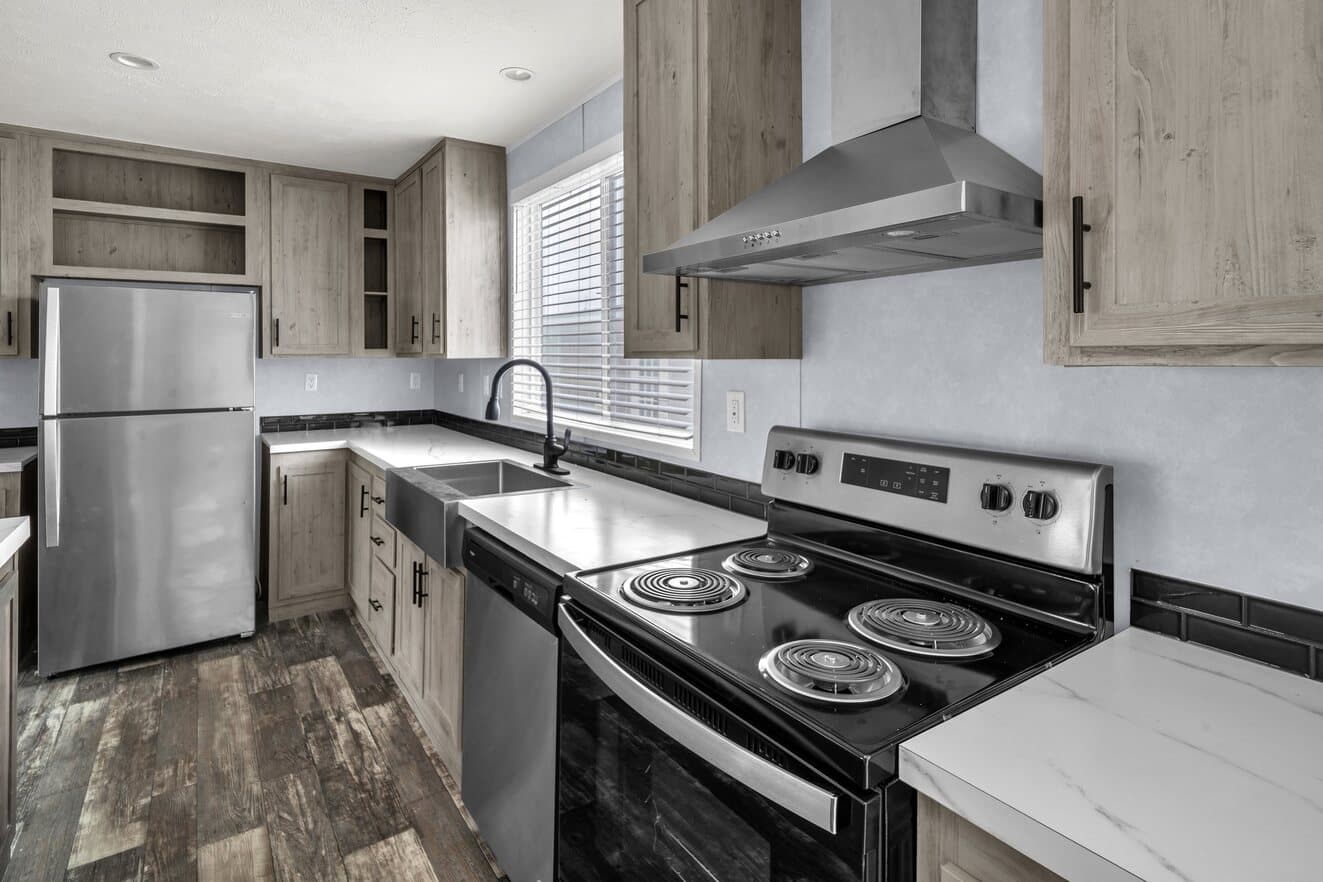 Valu premier 32724g interior and kitchen home features