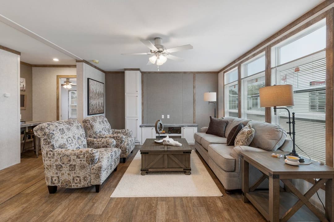 Nm2872a interior home features