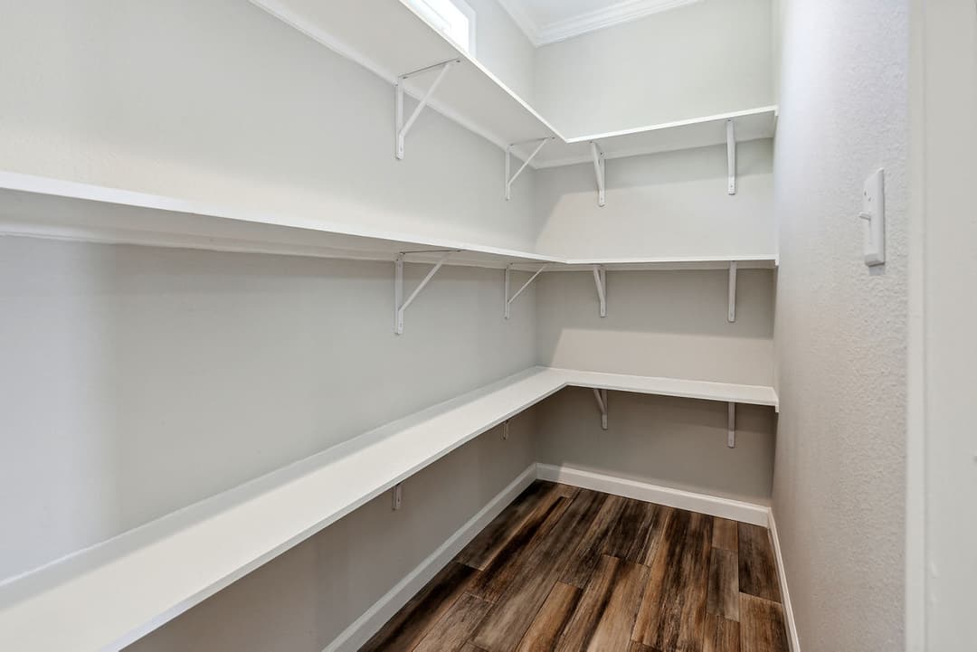 Innovation 3268h interior home features