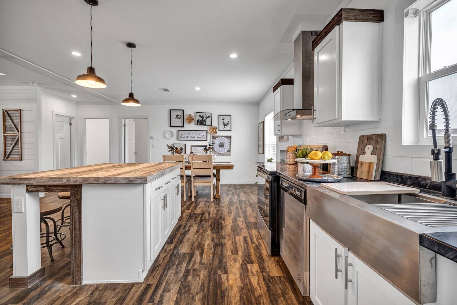 Titan extreme 3248e kitchen home features