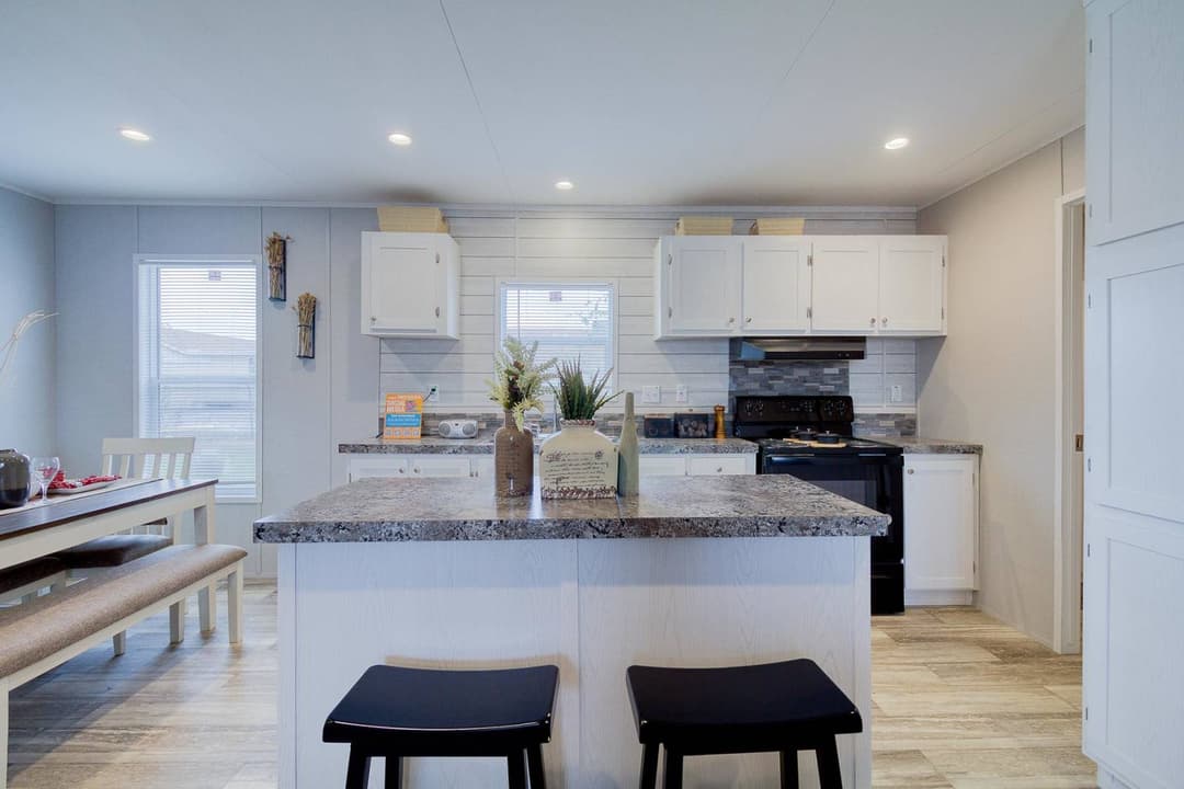 Rm2848a kitchen home features