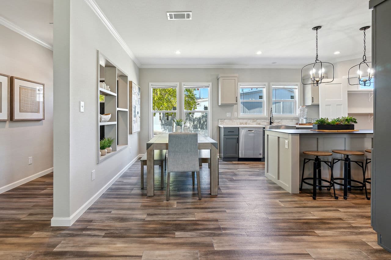 Innovation 3268h interior home features