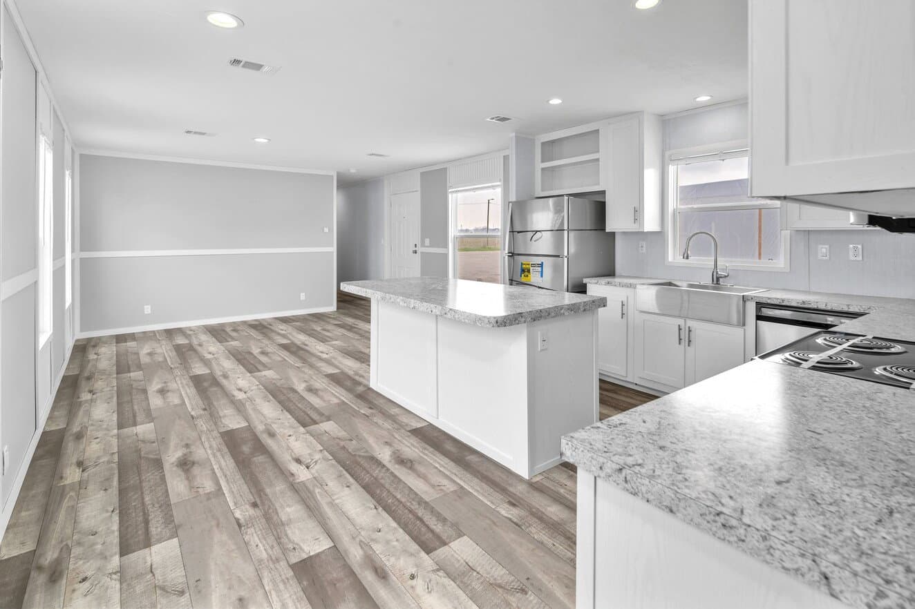 Alamo lite 16763s interior and kitchen home features