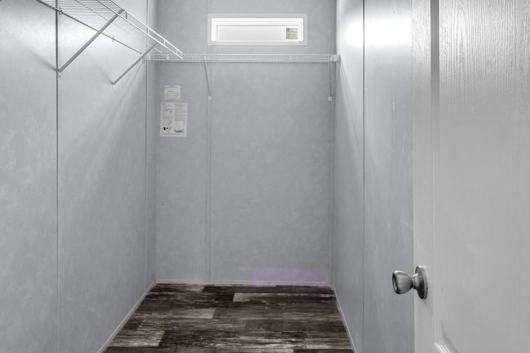 Valu premier 32724g interior home features