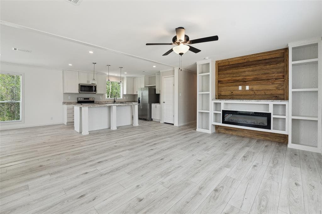 Nm2860l interior home features