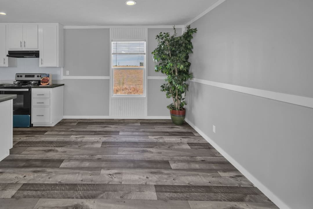 Alamo lite 28724t interior home features