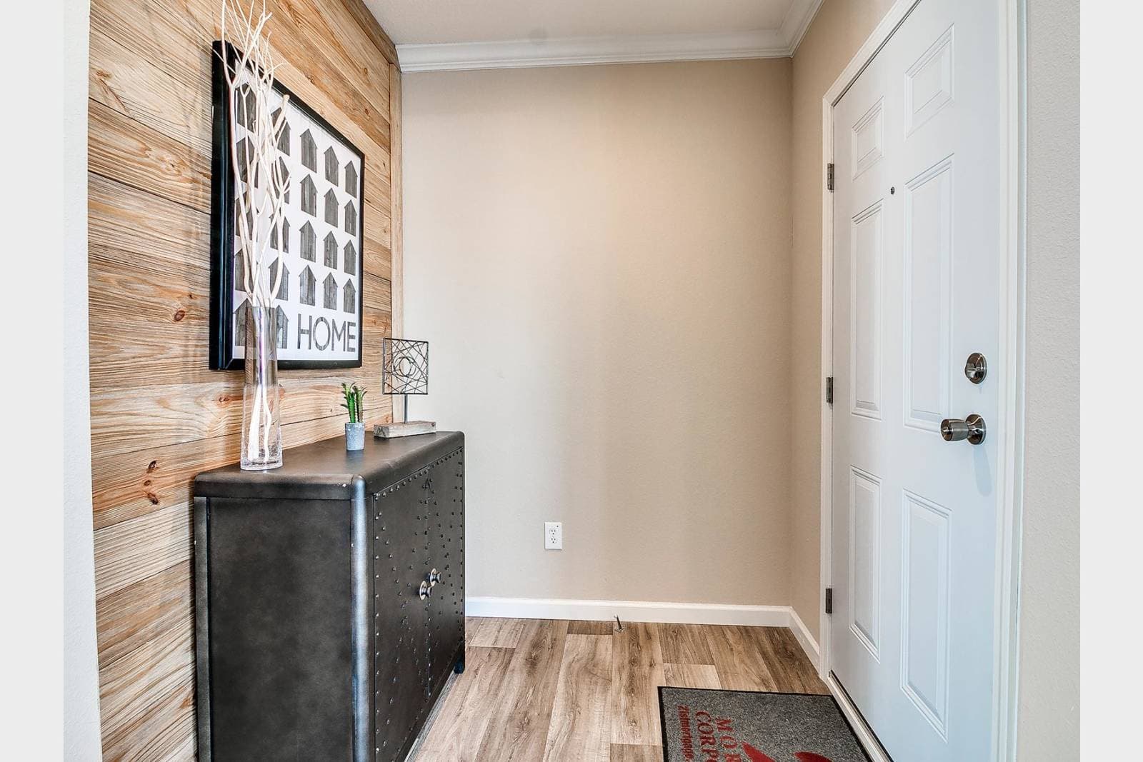 Titan extreme 3276t [the memphis] interior home features