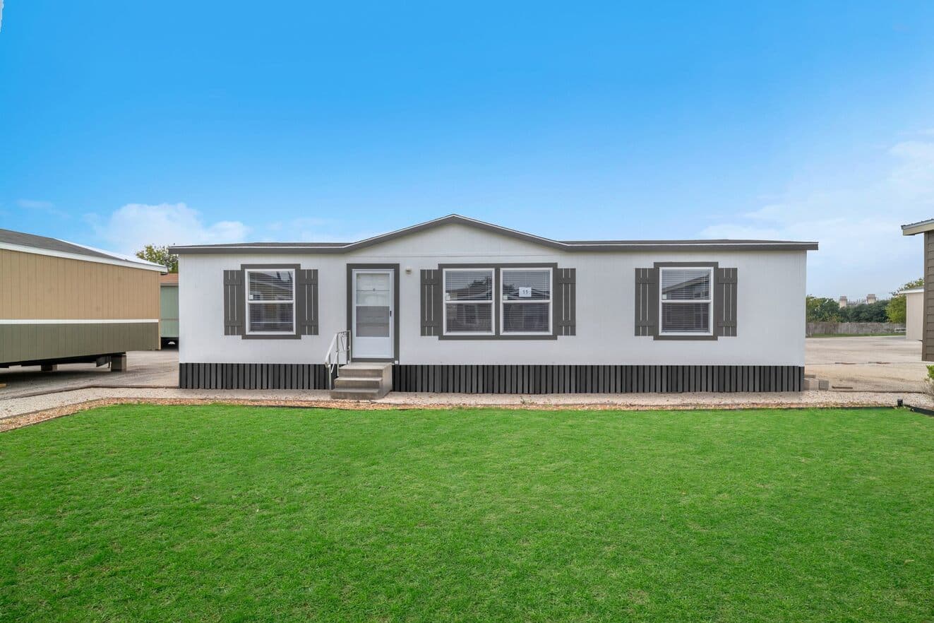 Valu 28483u elevation and exterior home features