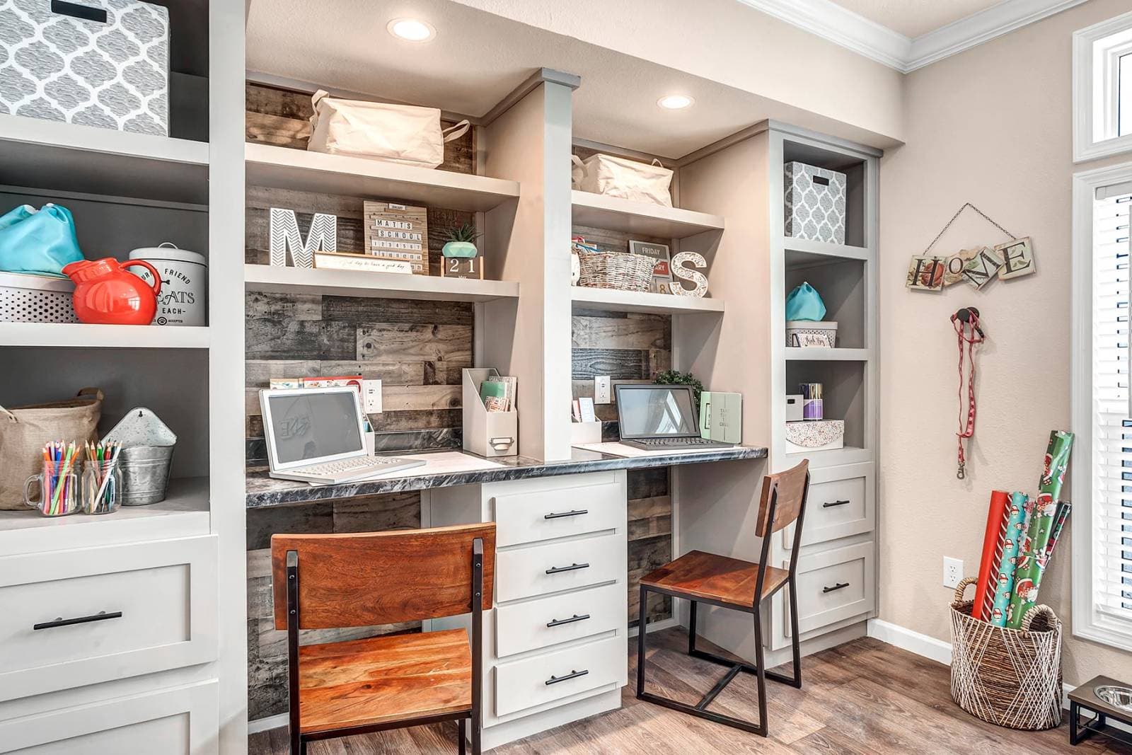 Titan extreme 3276f interior home features