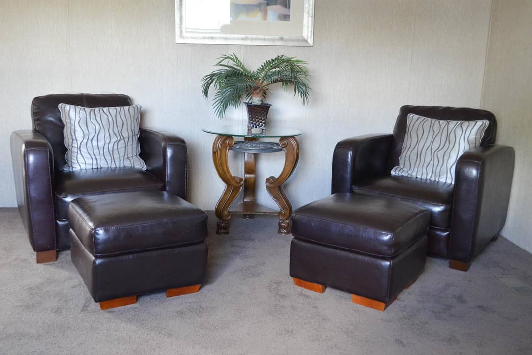 Rm1668a interior home features