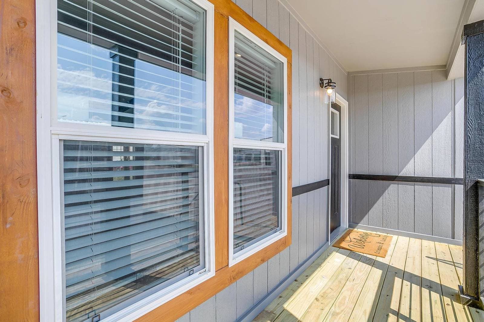 Innovation 2860h exterior home features