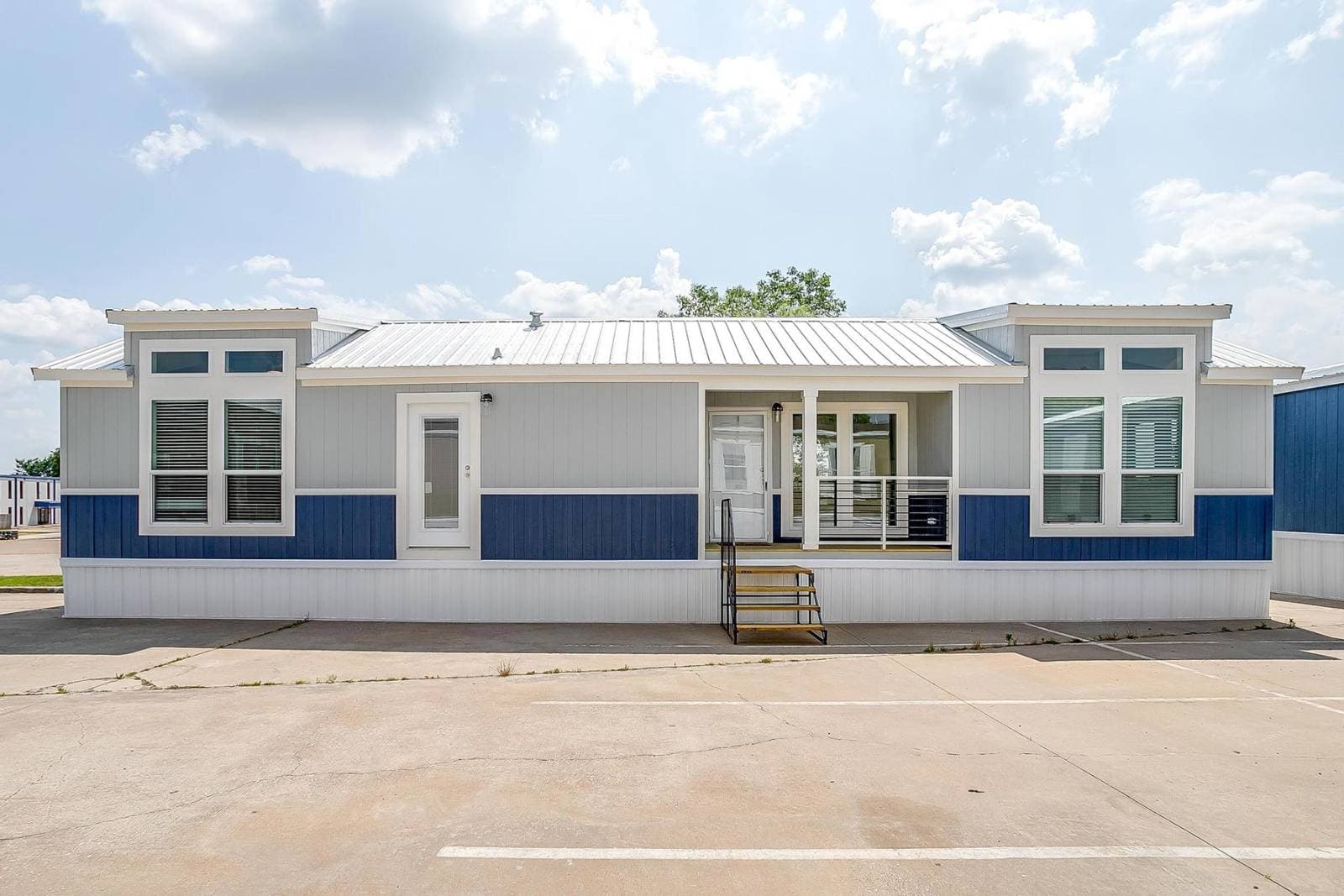 Innovation 1856h exterior and hero home features